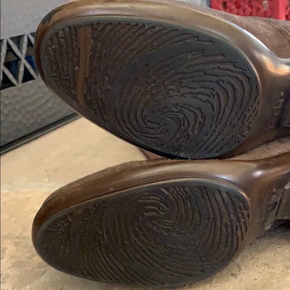 Dansko Suade and Leather Boots ❤️offers welcomed - Picture 4 of 7